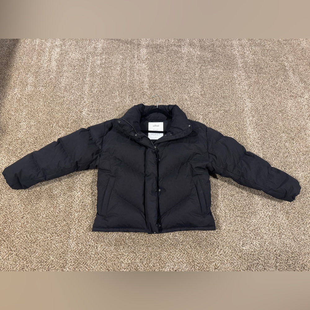 Aritzia Wilfred The Cloud Puff Jacket in Black
